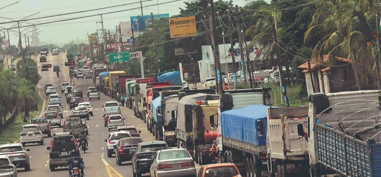 Gobierno y oposición buscan acuerdo histórico para reforma eléctrica nacional