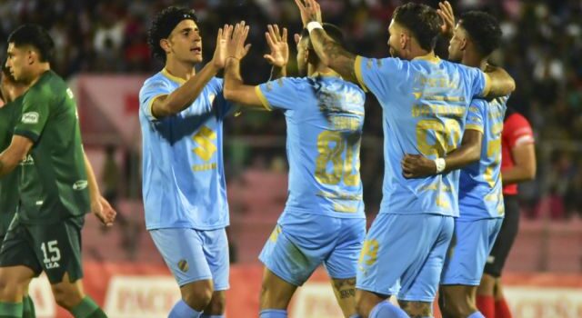 Bolívar humilla a Real Tomayapo con goleada histórica en el IV Centenario