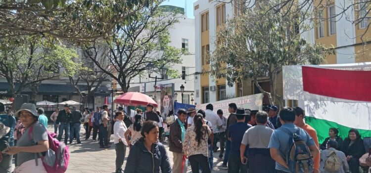 Manifestantes de tres municipios de Tarija amenazan con cierre de válvulas del pozo Churumas