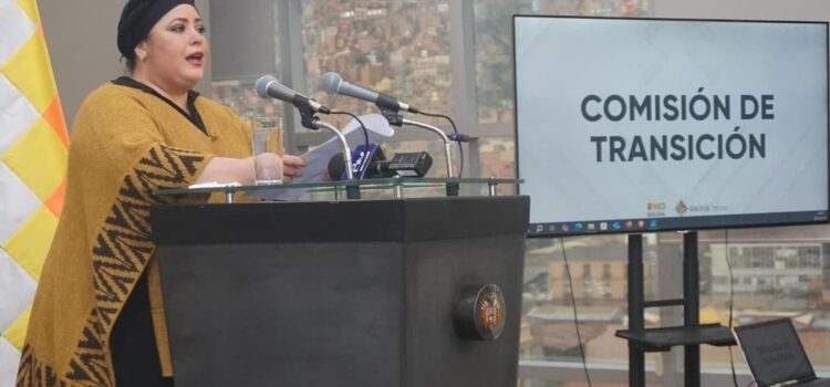 Prada niega cifra fija para transmisión y aclara participación de Arce