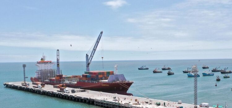 Perú y Bolivia sellan acuerdo histórico para potenciar la gestión comercial en el estratégico puerto de Ilo