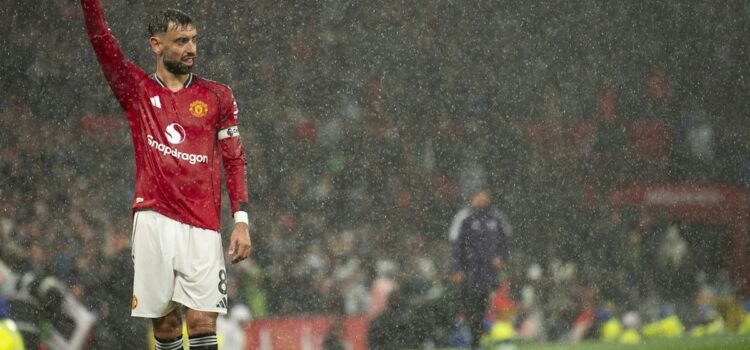 Bruno Fernandes pospone decisión sobre su futuro tras el Mundial de Fútbol