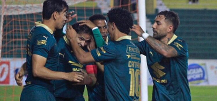 Bolívar arrolla a Independiente con una actuación de lujo y presiona a Blooming en la tabla de posiciones