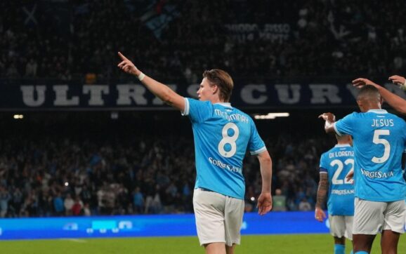 Nápoles vence al Inter tres uno y recupera liderato de la liga italiana