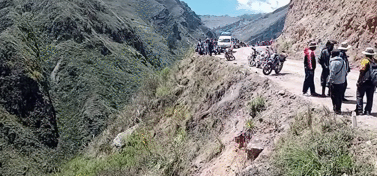 Tragedia en Morochata 16 muertos 20 heridos embarrancamiento bus