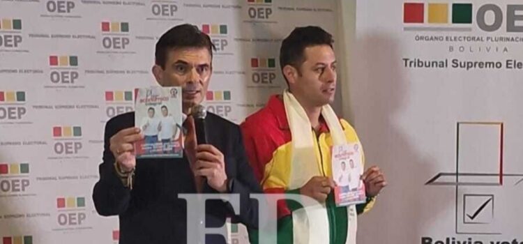 Sucre Paz Lara aspiran a recibir sus credenciales en la capital boliviana