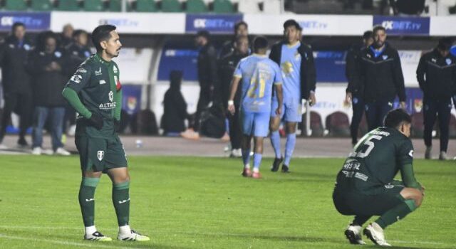 Bolívar golea a Real Tomayapo y se corona campeón del fútbol boliviano