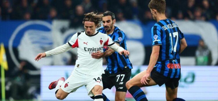 Milan pierde ante Atalanta y se distancia de la cima de la Serie A