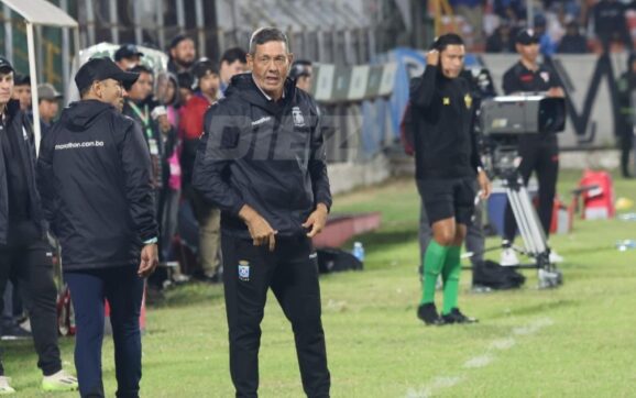 Mauricio Soria Analiza el Declive de Blooming: Lesiones Cansancio y Falta de Preparación Impactan al Equipo