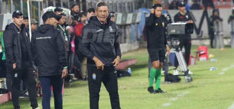 Mauricio Soria Analiza el Declive de Blooming: Lesiones Cansancio y Falta de Preparación Impactan al Equipo