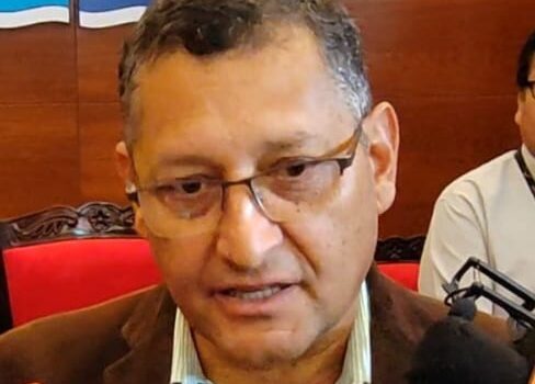 Gobernador Montes exige sincerar economía y adaptarse al precio internacional del petróleo