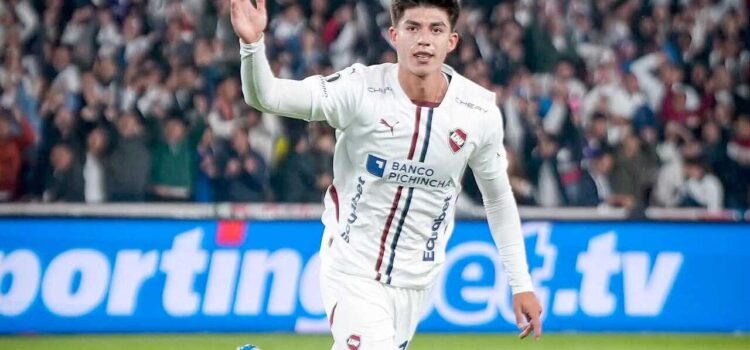 Villamil lidera a Liga de Quito en la emocionante carrera hacia la final de la Copa Libertadores