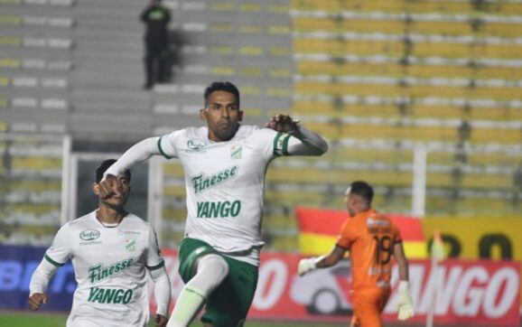 Oriente Petrolero vence a Universitario de Deportes en vibrante encuentro de fútbol