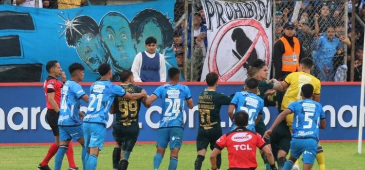Tribunal deportivo suspende tres partidos a tres jugadores clave de Bolívar por indisciplina