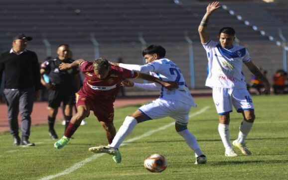Real Oruro y GV San José empatan resultado que complica sus aspiraciones