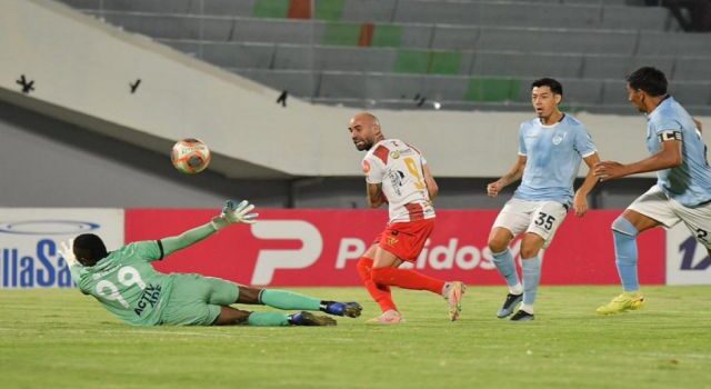 Aurora sufre dolorosa derrota ante Independiente en tiempo de adición