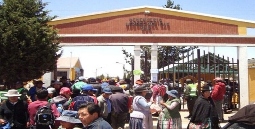 Roban restos humanos del cementerio Héroes del Gas en El Alto investigan el macabro suceso