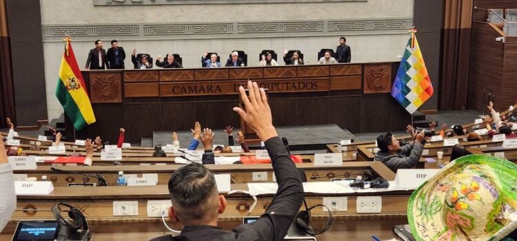 Tres regiones compiten por la presidencia de la Cámara de Diputados