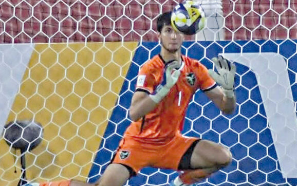 Bolivia sufre dura derrota ante Italia y busca remontada histórica