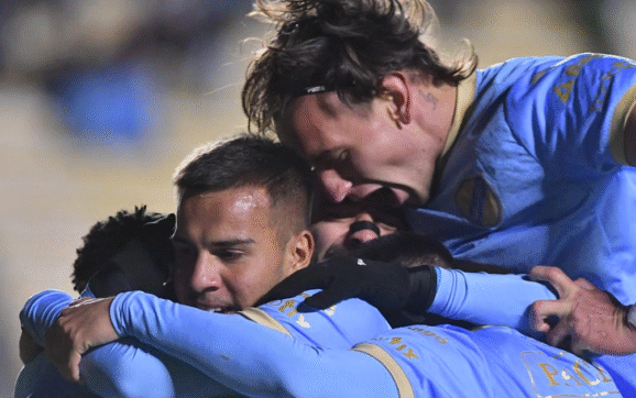 Bolívar humilla a Aurora en goleada histórica y lo acerca al precipicio del descenso