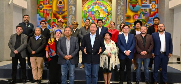 Defensa Nacional agradece gestión sin fallecidos ministros de Arce se despiden