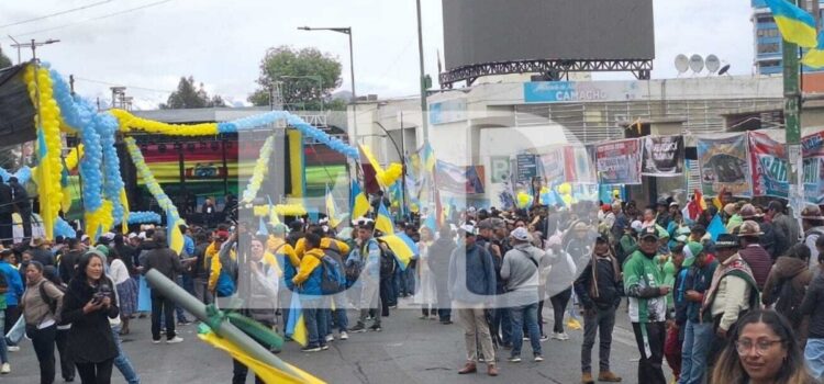 Verbena Popular en Avenida Camacho Celebra el Nuevo Gobierno con Ambiente Festivo