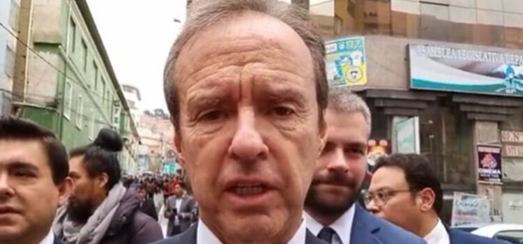 Tuto Quiroga destaca profundo alivio en Bolivia tras dos décadas de estrangulamiento económico