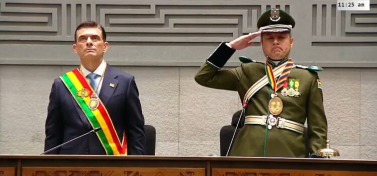 Rodrigo Paz Jura por Dios Familia y Patria al Asumir la Presidencia Constitucional de Bolivia