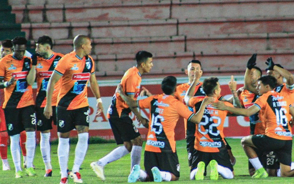 Nacional Potosí vence a Independiente en Tarija