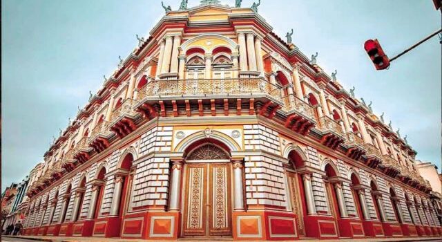 Cultura Tarija: Huelga de hambre tras 9 meses sin pago