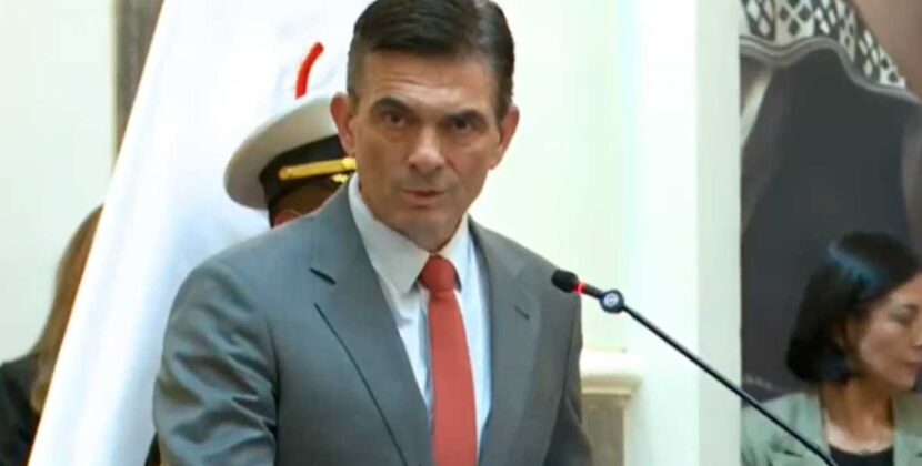 Paz denuncia cloaca: Estado intervenido por corrupción