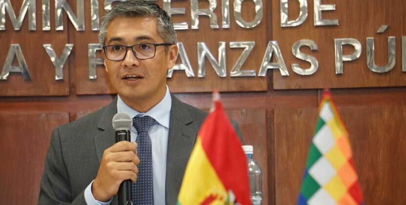 Economía anuncia ley austera; Presupuesto se modifica