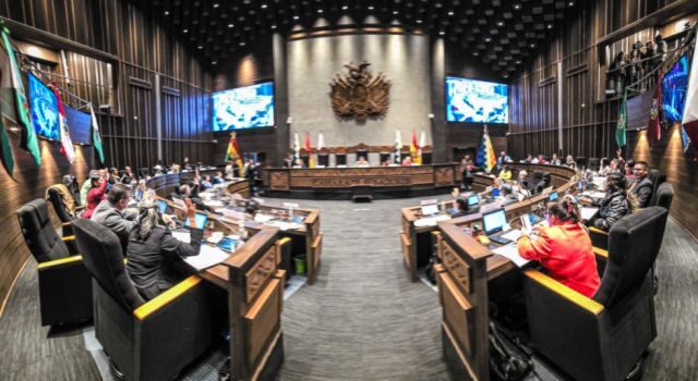 Senado impulsa avance en ley 50 50 mientras Montes pide cautela en debate