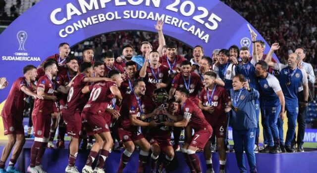 Lanús celebra su título de la Copa Sudamericana 2023 en Argentina