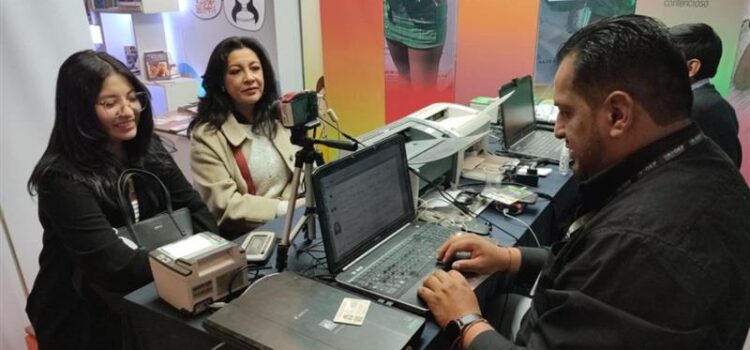 Autoridades anuncian empadronamiento masivo del 4 al 16 de diciembre para elección subnacional en Bolivia