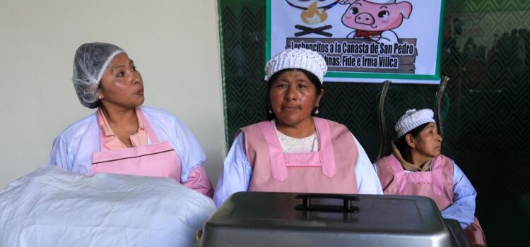 Gobierno certifica a 105 cocineras callejeras para impulsar gastronomía y turismo en Bolivia