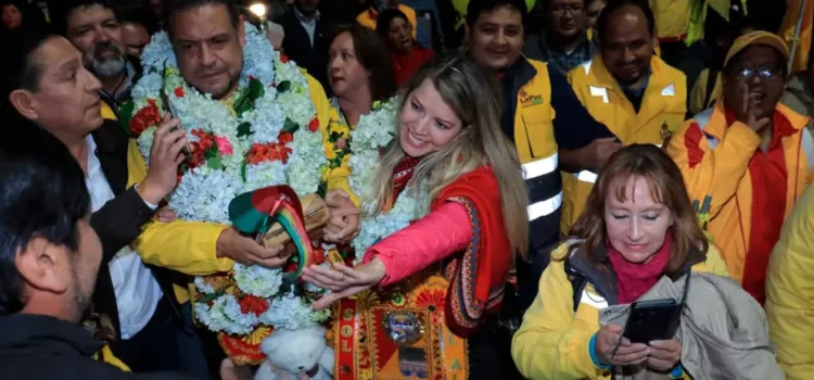 Revilla regresa a Bolivia tras cuatro años y confirma inocencia ante la justicia