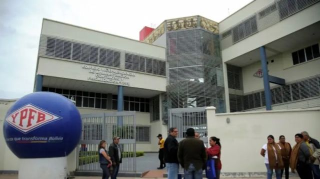 Petroleros de YPFB en el Chaco exigen mantener oficinas regionales