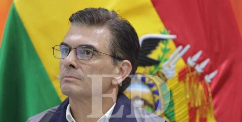Presidente impulsa cuatro principios para reactivar YPFB y fortalecer hidrocarburos en Bolivia