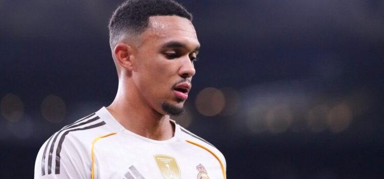 Liverpool confirma baja de Alexander Arnold por lesión en cuádriceps más de dos meses