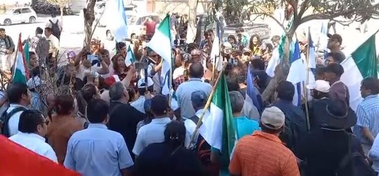 Fiscalía notifica a directiva de la Asamblea por denuncia contra ley del 45 por ciento