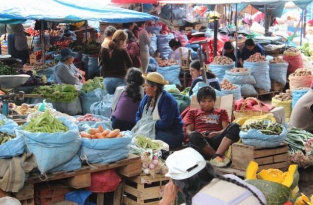 CRAMA actualiza precios de productos básicos y advierte sobre ajuste en Bolivia