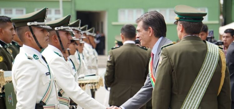 Presidente Luis Arce impulsa seis pilares para fortalecer la Policía Boliviana