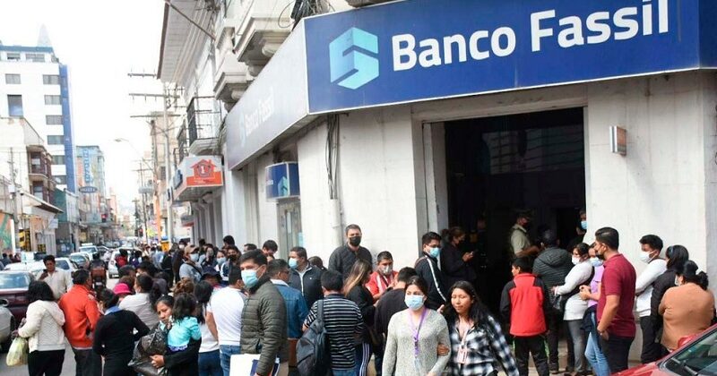 Gestora confirma pérdida de bonos tras quiebra del banco Fassil en Bolivia