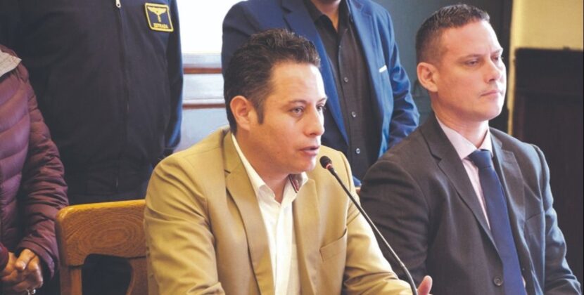 Libre alinea a Lara y exige a Paz rendir cuentas por créditos otorgados en Bolivia