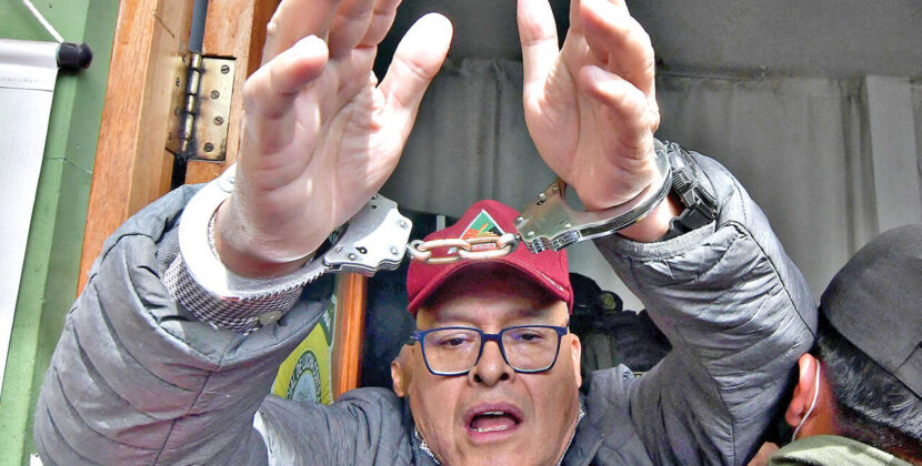 Zúñiga recibe a Arce y advierte sobre la realidad en cárceles del pueblo