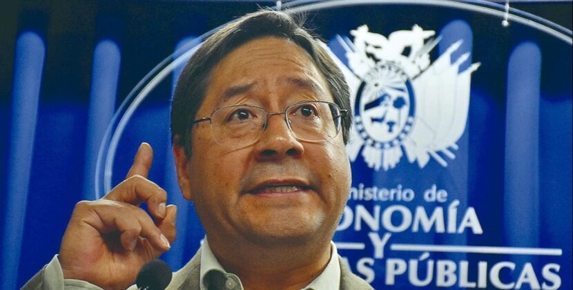 Expresidente confirma que sabía prohibición de transferir fondos a cuentas privadas