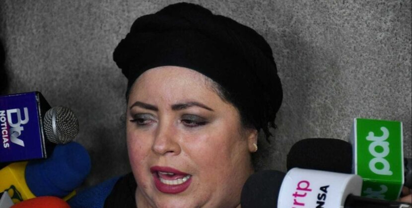 Exministra Prada confirma que presidente Arce enfrenta control médico tras cáncer metastásico