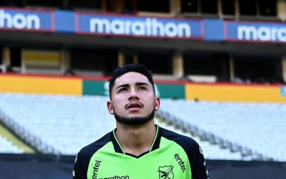 Villegas anuncia convocatoria con tres regresos y promedio de 23 años