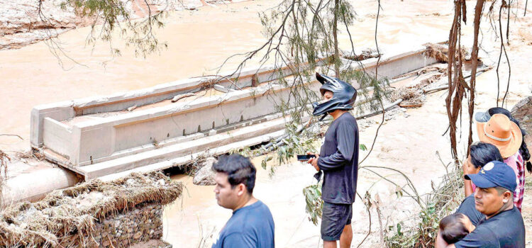 Santa Cruz confirma 20 fallecidos por inundaciones y advierte sobre nuevas lluvias